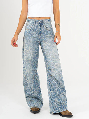 Embroidered fabric details jeans