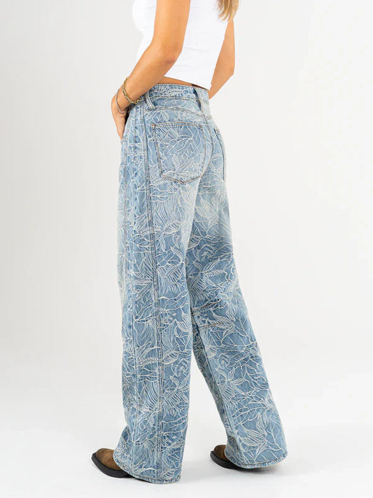 Embroidered fabric details jeans