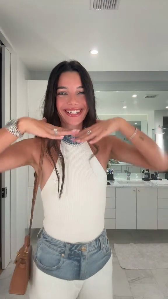 White knitted denim suit