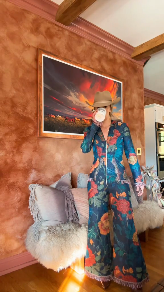 Floral  Printed Fringe Trimmed Set