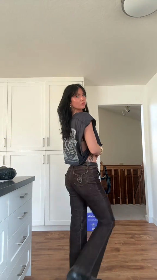 Western-style stitched jeans