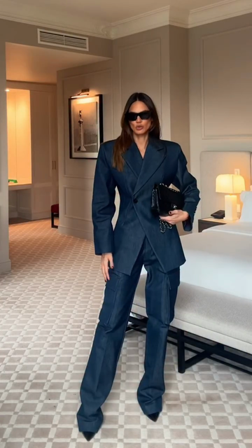 Navy blue slim-fit denim suit